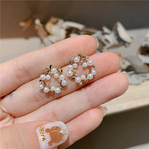 New Korean Hot Fashion Jewelry Fresh Cute Hook Drop Oil Flower Stud Earrings