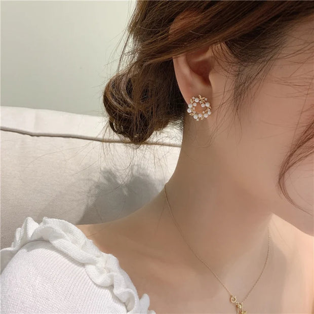 New Korean Hot Fashion Jewelry Fresh Cute Hook Drop Oil Flower Stud Earrings