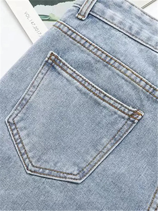 Plus Size Women Clothing Denim Shorts Ripped Hole Design Pockets On Both Sides Summer Sand Washed Jeans Large Size Casual Shorts