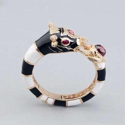 European and American Fashion Enamel Black And White Striped Cattle Titanium Steel