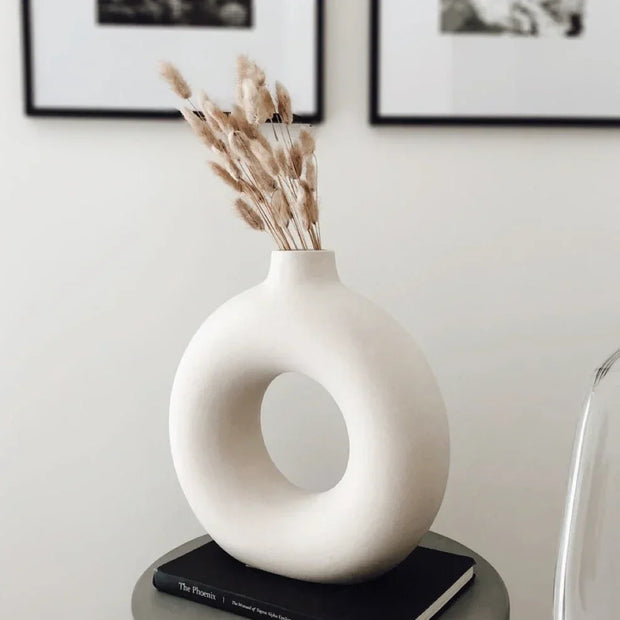 Nordic Modern Minimalist Ceramic Vase Ornaments Creative Ceramic Crafts Living Room Flower Arrangement Tabletop Decoration Vase