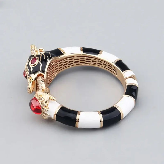 European and American Fashion Enamel Black And White Striped Cattle Titanium Steel