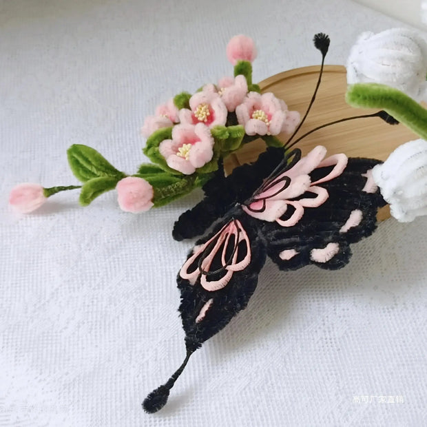 DIY peach blossom butterfly handmade material bag, twister stick woven hair root strip encryption to send girlfriends gifts