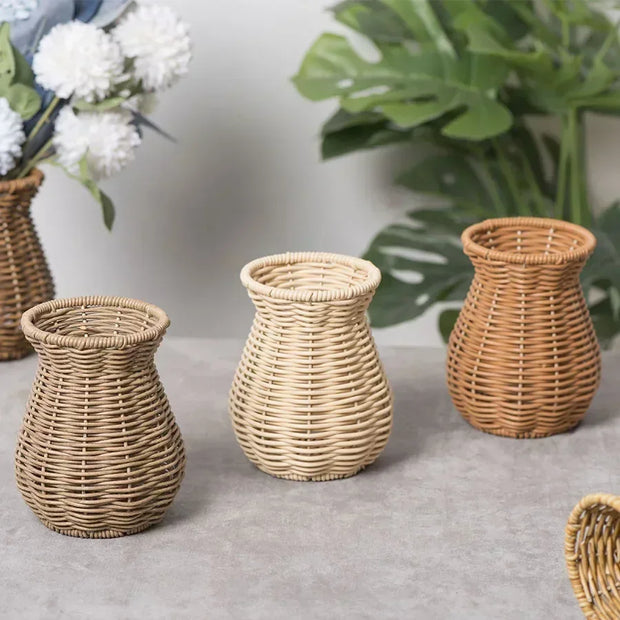 Indoor Desktop Cabinet Decoration Vase Handmade Hand Woven Plastic Vine Vase Flower Rustic Style Rattan Storage Basket Party